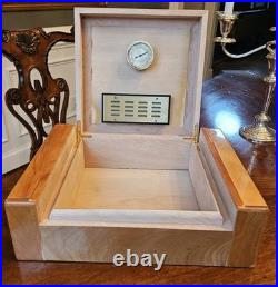 Craftman's Bench Humidor Checkmate Inlaid With Chess Pieces