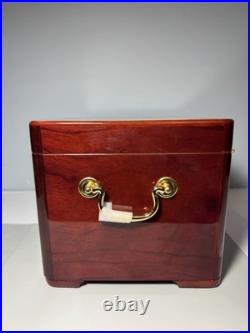 Cuban Crafters Cuban Elegance High-Gloss Rosewood Humidor 120 Cigars No Key