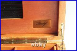 DAVIDOFF Large Lacquered Wood Cigar Humidor (62750) DAVIDOFF Large Lacquered Wood Cigar Humidor (62750)