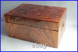 DAVIDOFF Large Lacquered Wood Humidor Cigar Cellar (62750)