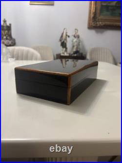 Davidoff Cigar Humidor. Rare