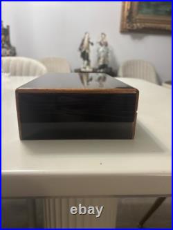 Davidoff Cigar Humidor. Rare