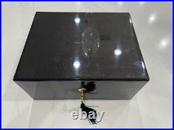 Diamond Crown Cigar Humidor + Boveda Packs Spanish Cedar 75 Cigar Capacity