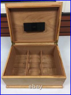 Don Salvatore Wooden Cigar Humidor with Divider & Humidifier