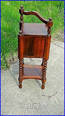 Edwardian Antique Arts & Crafts Smoke stand humidor accent table cabinet