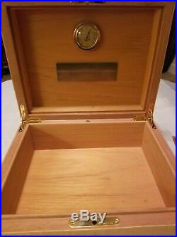 Elie Bleu Medals Yellow Sycamore Humidor 75 Count