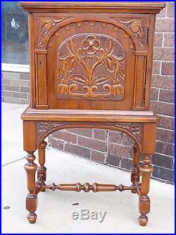 English Tudor Antique Arts & Crafts humidor smoke cigar stand cabinet Table