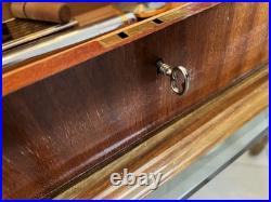 Graycliff Hotel Restaurant Nassau Bahamas Vintage Humidor Cigar Holder