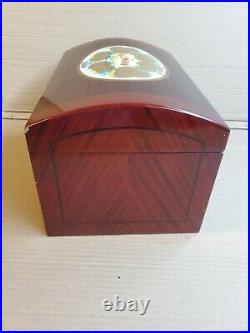 H. Upmann Cigar Presentation Box. Numbered 1317/2000