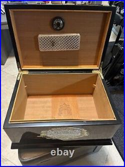 H Upmann Humidor Large Rare Estate Find Cigar Box As Is Good Shape Habana