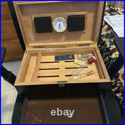 Humidor Supreme Limited Edition 2000 withKeys, Hygrometer & Humidifier, 16X9.5X8