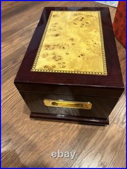 Humidor Supreme Solana Desktop Cigar Humidor with Accessory Drawer
