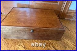 Humidor-Vintage 1979 The Lane Company Mahogany, Burled Wood Inlay, Cedar Inside