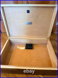 Humidor-Vintage 1979 The Lane Company Mahogany, Burled Wood Inlay, Cedar Inside