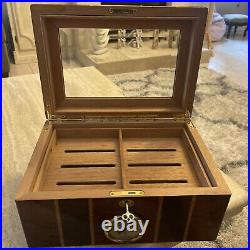 Humidor cigar box Inlaid Design Beveled Glass Lock Key Hygrometer Outstanding