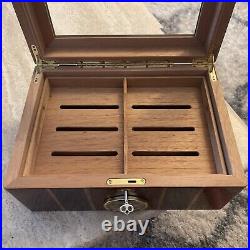 Humidor cigar box Inlaid Design Beveled Glass Lock Key Hygrometer Outstanding