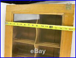 Large Vintage Counter top Oak & Glass Cigar Display Case Humidor 18 1/2 x 16 1/2