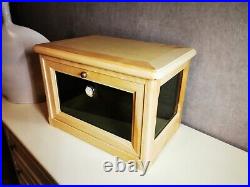 Limited Edition Solid Ash Wood Cigar Humidor with Premium Craftsmanship France