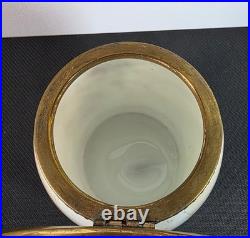 Lovely Antique Victorian Wavecrest Art Nouveau Cigars Humidor Glass Jar Box