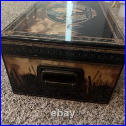 Man O War Large Humidor Spartan Battle Scene Laqured Wood Finish 100 Capacity