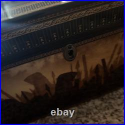 Man O War Large Humidor Spartan Battle Scene Laqured Wood Finish 100 Capacity