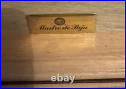 Mastro De Paja 50 Cigar Humidor 11.75x9.25x4 Withhygrometer & Humidifier