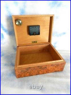 Mastro De Paja Cigar Humidor Laquered Burl Finish withHygrometer Near Mint Italy