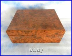Mastro De Paja Cigar Humidor Laquered Burl Finish withHygrometer Near Mint Italy