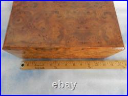 Mastro De Paja Cigar Humidor Laquered Burl Finish withHygrometer Near Mint Italy