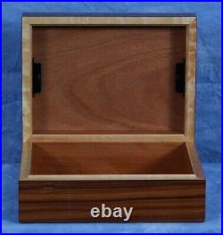 Mint Davidoff Rosewood Tobacco Cigar Humidor in excellent condition never used