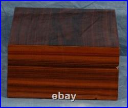 Mint Davidoff Rosewood Tobacco Cigar Humidor in excellent condition never used