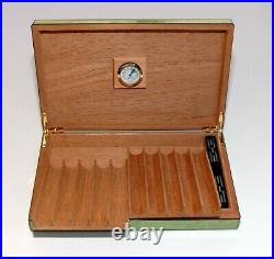 Mona Liza Cigar Travel Humidor, Humidifier & Hygrometer-Handmade Cedar Wood