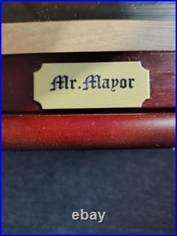 Mr. Flavor Cigar Humidor Brown Cabinet