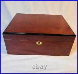 Ocaso Savoy Cigar Humidor 11.75x 9.5x 5 No Key Surface Scratches Ocaso Savoy Cigar Humidor 11.75x 9.5x 5 No Key Surface Scratches