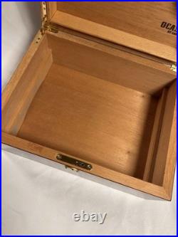Ocaso Savoy Cigar Humidor 11.75x 9.5x 5 No Key Surface Scratches Ocaso Savoy Cigar Humidor 11.75x 9.5x 5 No Key Surface Scratches