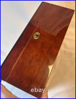 Ocaso Savoy Cigar Humidor 11.75x 9.5x 5 No Key Surface Scratches Ocaso Savoy Cigar Humidor 11.75x 9.5x 5 No Key Surface Scratches