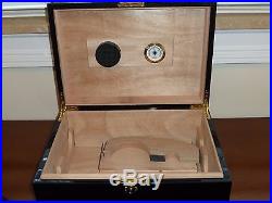 Palmes d'Or Champagne Luxury Black Lacquered Wooden Cigar Cellar Humidor