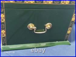 Por Larranaga 1834 Cigar Chest Humidor handles Laquered Racing Green El Leon