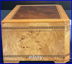 Quality Importers Desktop High Gloss Walnut Cigar Humidor, The Cambria withcutter Quality Importers Desktop High Gloss Walnut Cigar Humidor, The Cambria withcutter