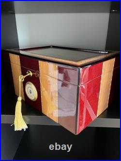 Quality Importers Glass Top Humidor, Cherry