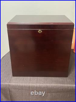 Quality Importers Medici Desktop Humidor 400-500 Cigars