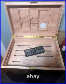 Quality Importers Medici Desktop Humidor 400-500 Cigars