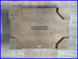 RAREST VINTAGE CIGAR HUMIDOR Wooden REPUBLIC IN ARMS SHIELD 1920s EMPTY MACHADO