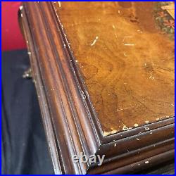 ROMEO Y JULIETA Clawfoot Cigar Wood Display / Storage Box See Pics Of Damage