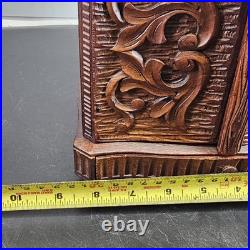 Rare Antique Black Forest 8.5 Smoker Tobacco Humidor Sigar Chest Needle Point