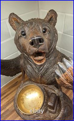 Standing Black Forest Bear Humidor with Ashtray Swiss Woodcarving Standing Black Forest Bear Humidor with Ashtray Swiss Woodcarving