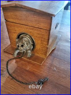 Superb cigar box, humidor, dog niche. Fab Française circa 1880