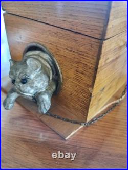 Superb cigar box, humidor, dog niche. Fab Française circa 1880