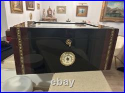 Thompson 1915 Lacquered Wooden Humidor