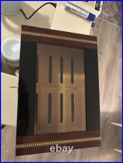 Thompson 1915 Lacquered Wooden Humidor